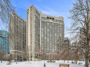 33 Harbour Sq #2019, Toronto, ON