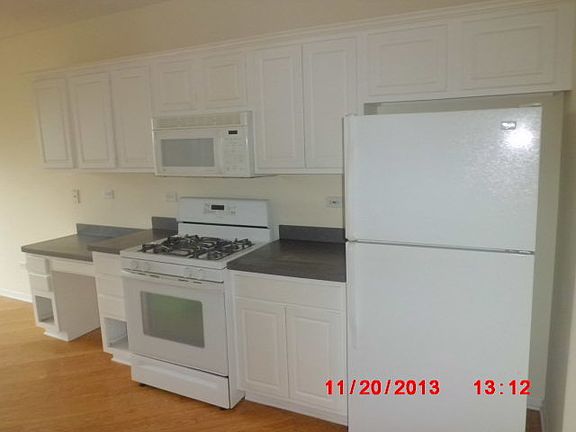 5th image of 6743 S Pointe Dr Unit 2B