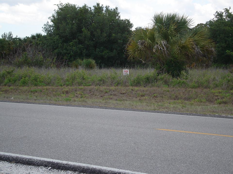 2nd image of 2285 Hillsborough Blvd