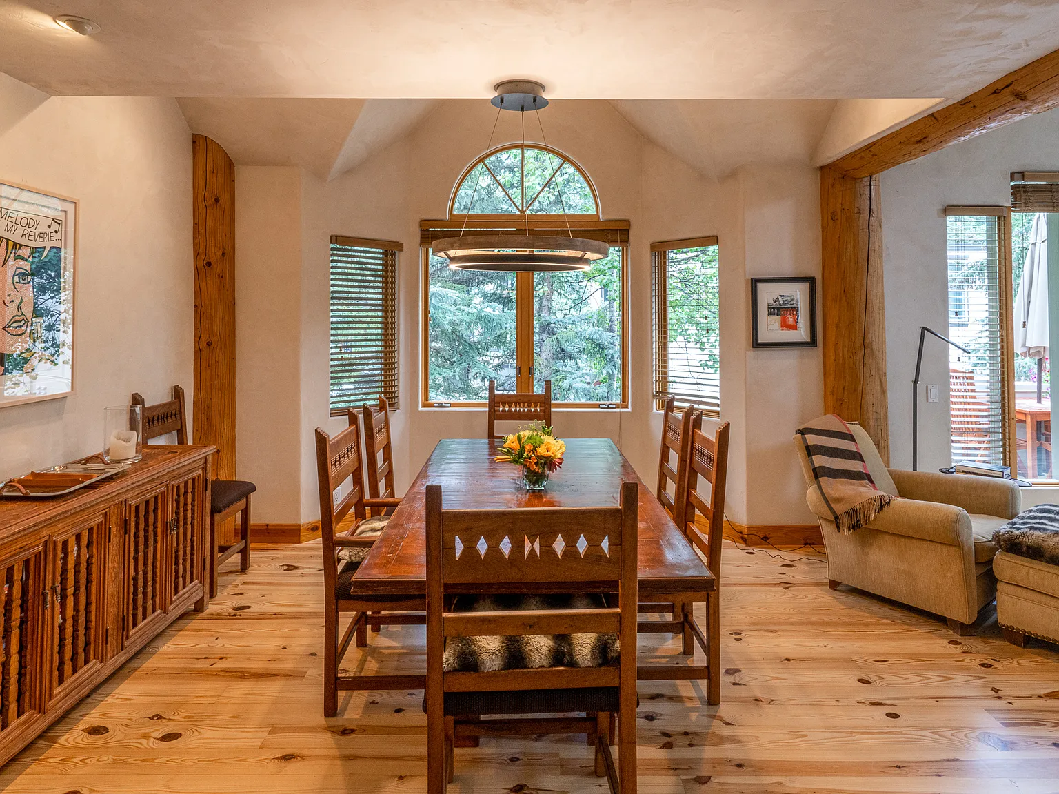 4 bed, 4.5 bath, 3625 sqft, $45,000 — Photo 4