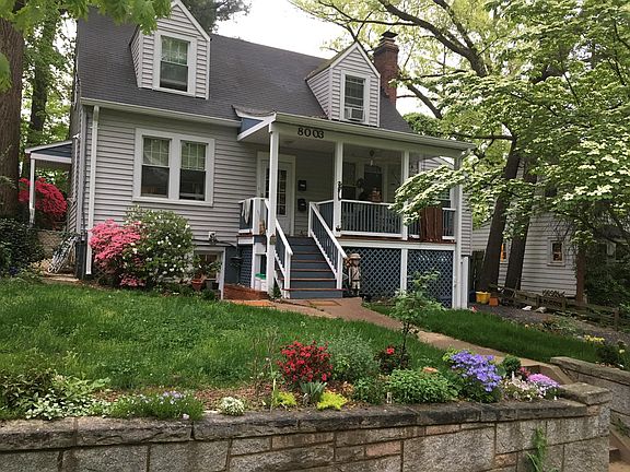 Main house; i live upstair