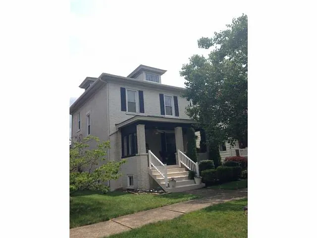 711 Welty St photo 1
