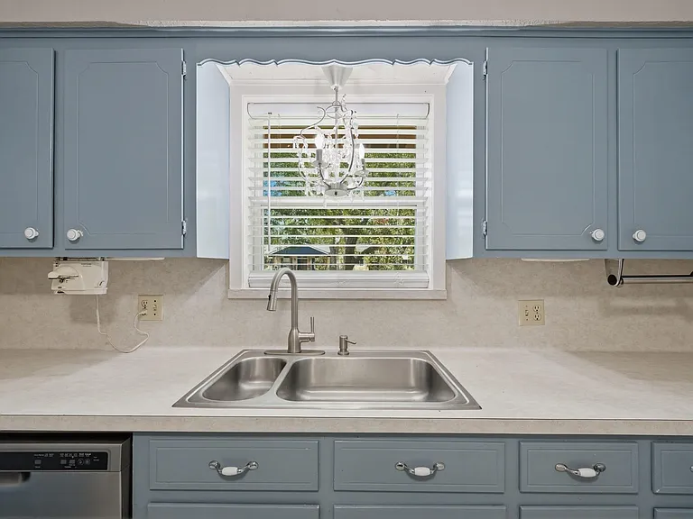 2607 Brom Bones Blvd — Photo 24