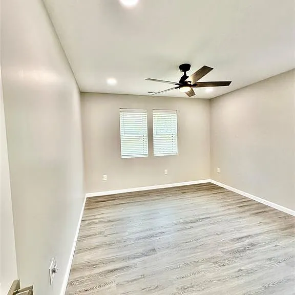 442 Ardmore Dr — Photo 41
