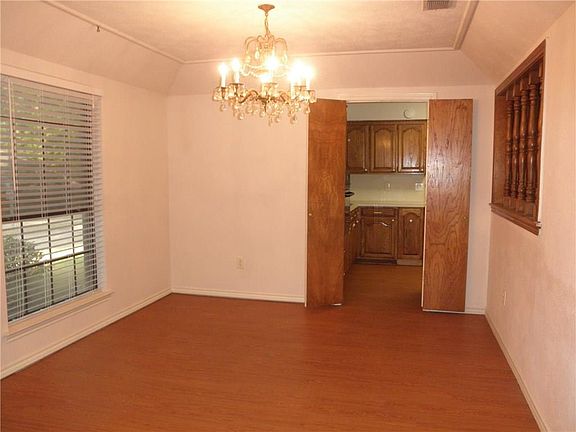 2nd image of 4329 Country Club Dr