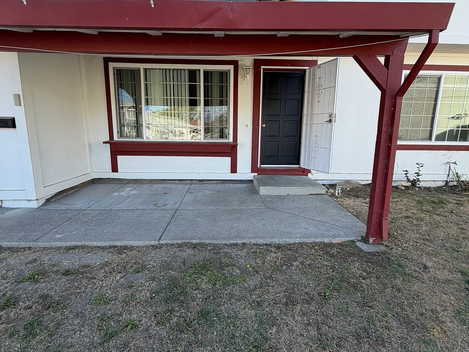4 bed, 1820 sqft, $4,100 — Photo 4