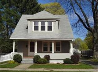 18 Chestnut St, West Springfield, MA 01089