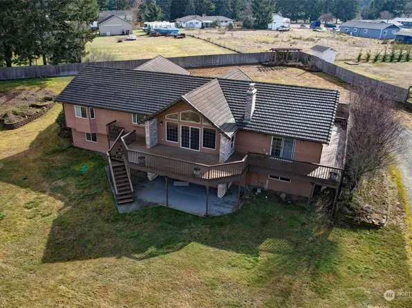 18221 30th Avenue Ct E, Tacoma, WA 98446