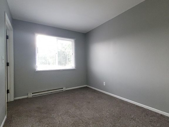 5th image of 205 Sandra Ave #N4