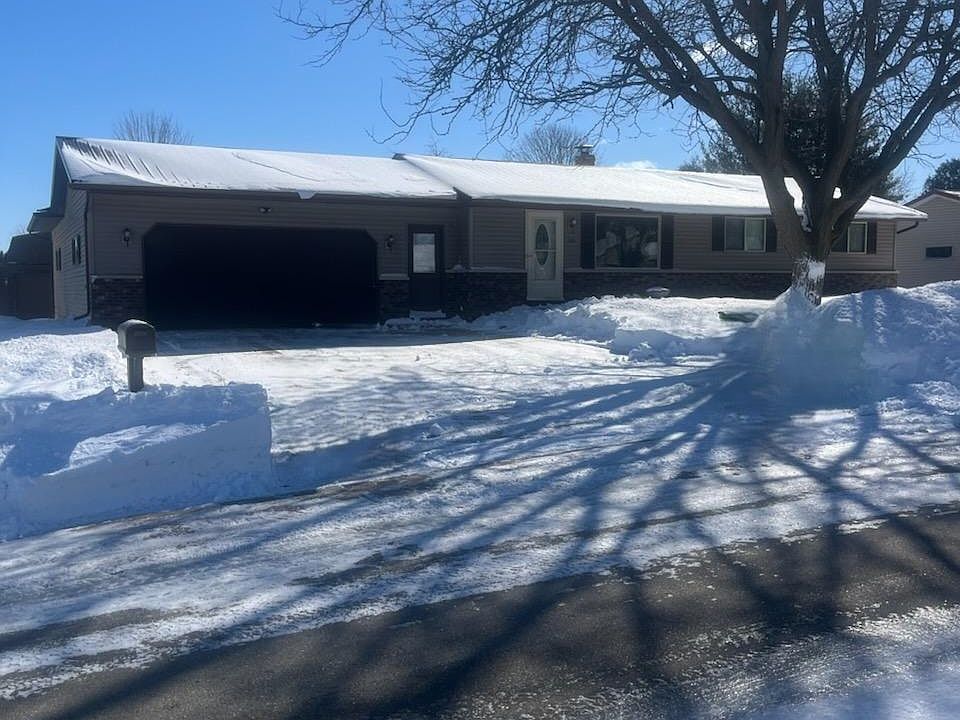 1st image of 310 Diane St