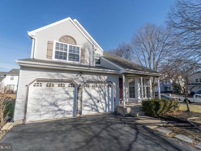 19 Dryden Dr, Burlington, NJ, 08016
