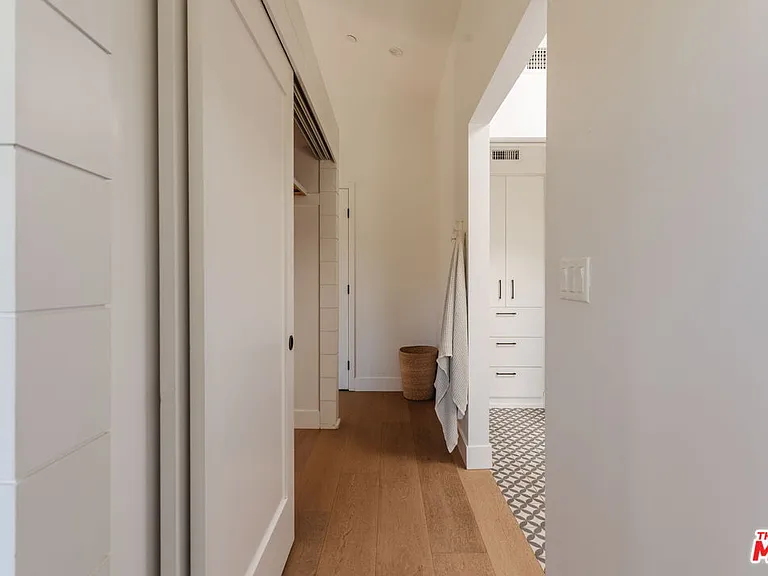 1149 Old Topanga Canyon Rd — Photo 34
