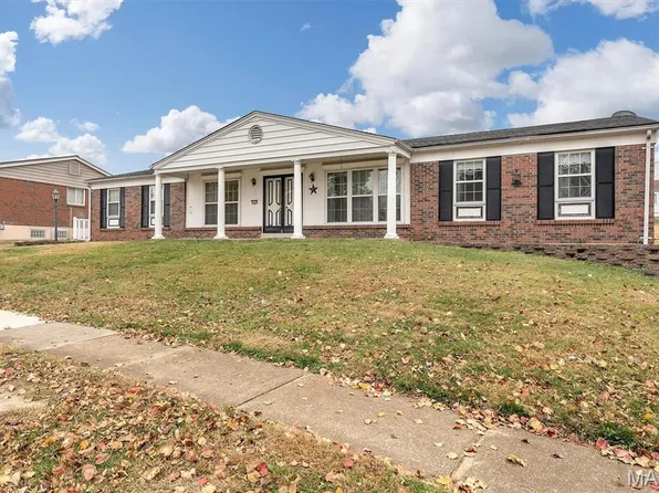 4762 Barroyal Dr, Saint Louis, MO 63128