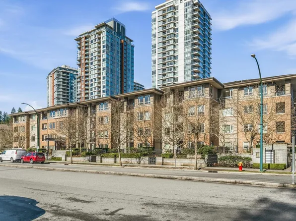3105 Lincoln Ave #206, Coquitlam, BC V3B 0E1