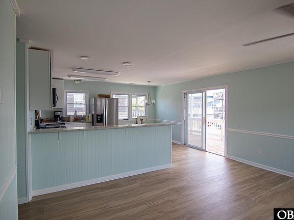 5th image of 112 Greensboro St Lot 425