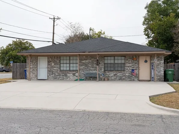 101 West Pl APT A, Fort Worth, TX 76108