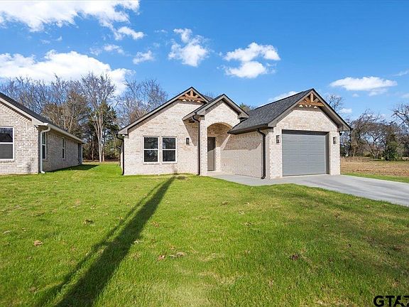 2nd image of 427 W Harmony St