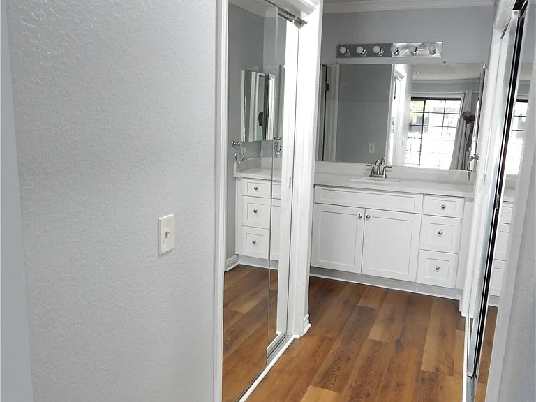 1732 Crystal Canyon Dr — Photo 10
