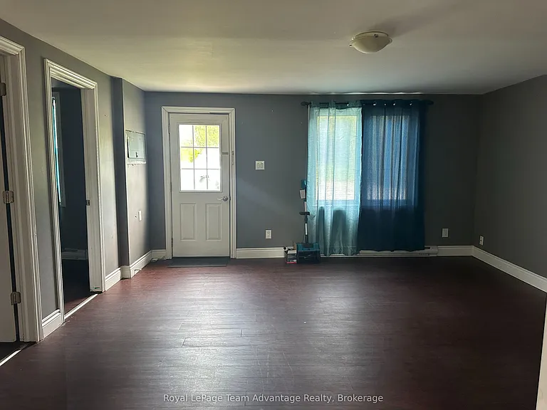 41 Emily St — Photo 4