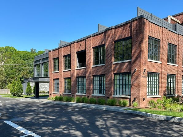 41 Richmondville Ave #209