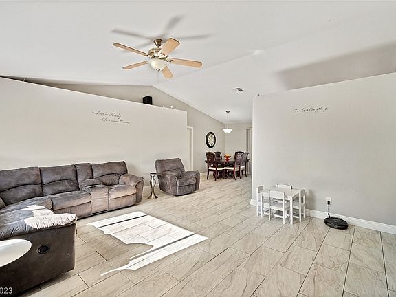 4th image of 4980 E Imperial Ave
