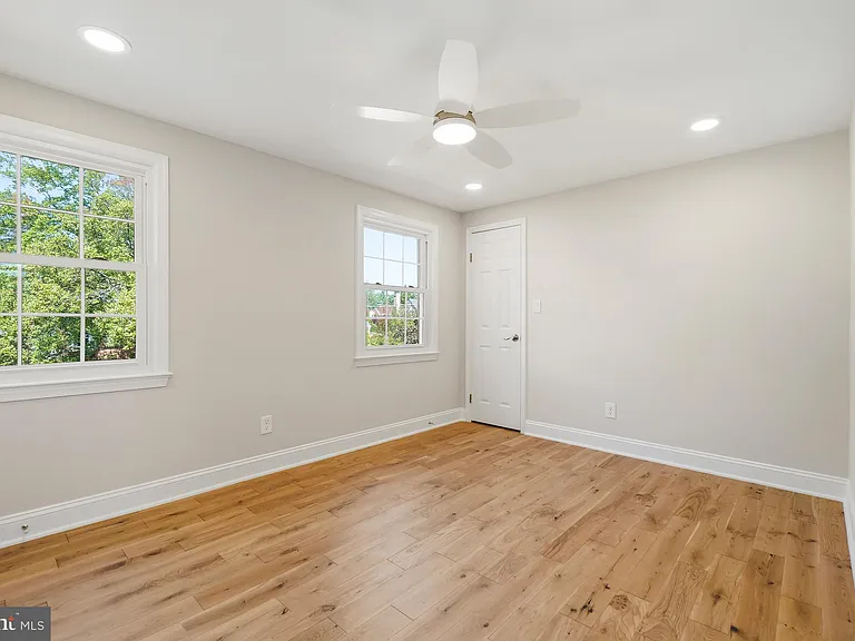 12301 Espalier Pl — Photo 31