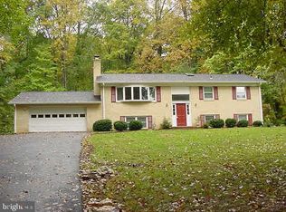 6998 Clifton Forest Dr, Clifton, VA 20124