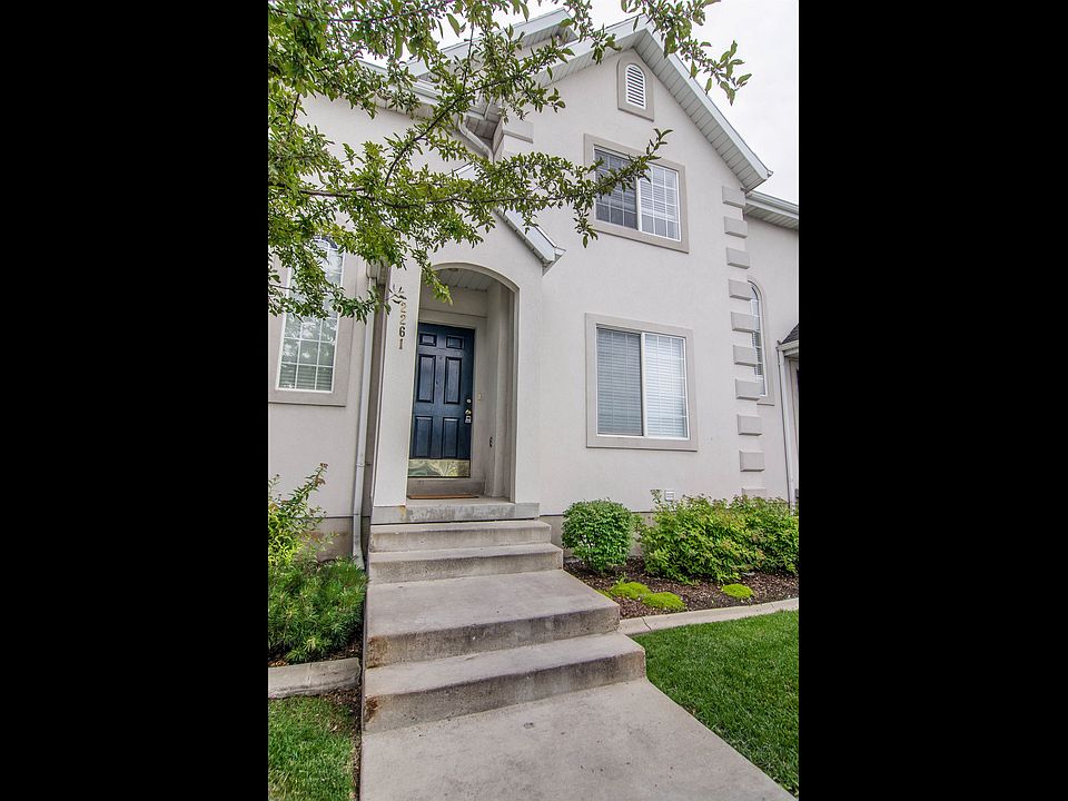 1st image of 2261 W Davenshire Ln
