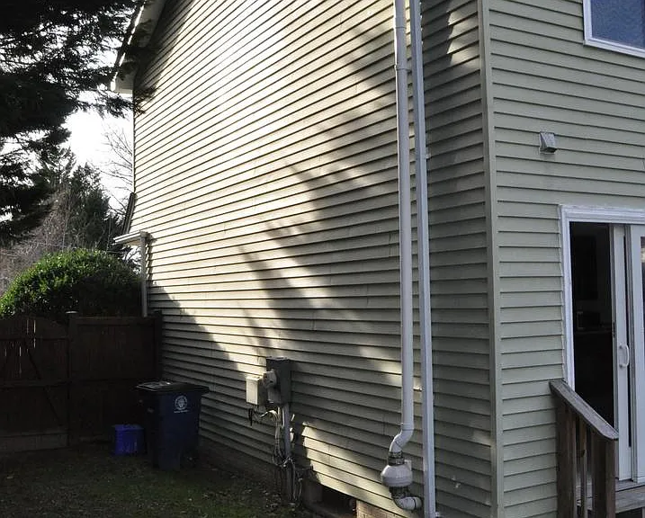 9705 Glen Ave — Photo 16