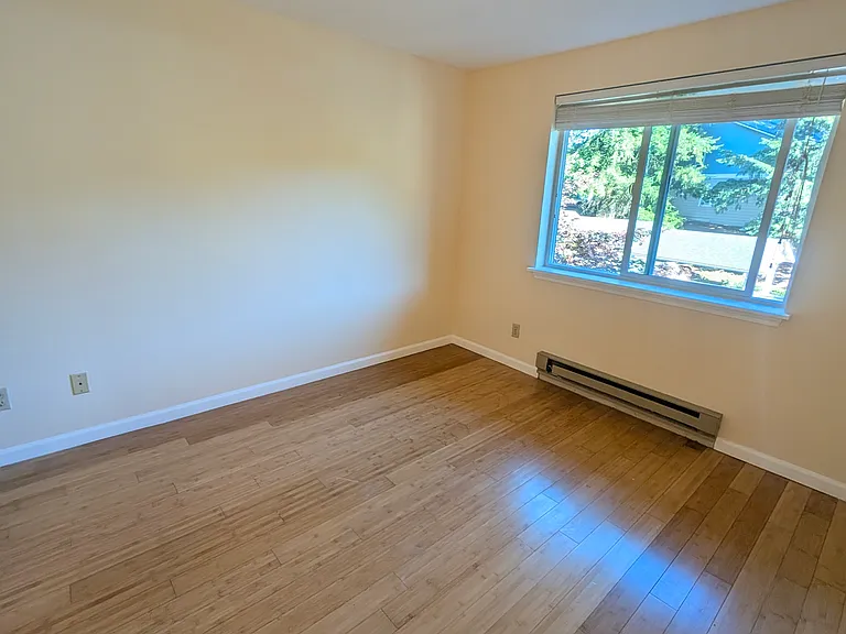 4316 W Lake Sammamish Pkwy SE #H302 — Photo 8