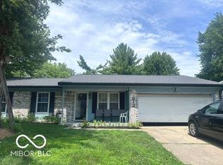 912 Brevard Dr, Indianapolis, IN 46217