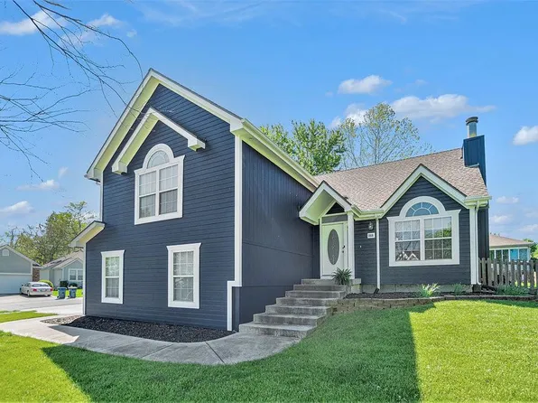 866 Yancey St, Liberty, MO 64068