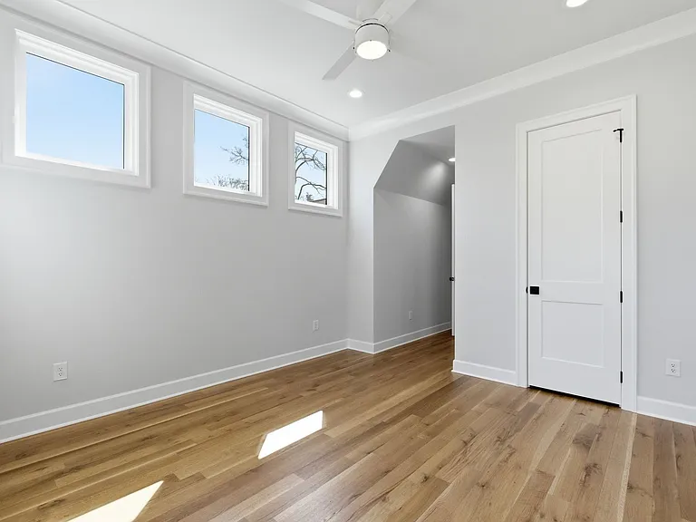 2704 Westwood Ave — Photo 36