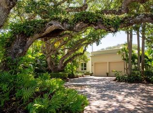 8323 Chinaberry Rd, Indian River Shores, FL 32963