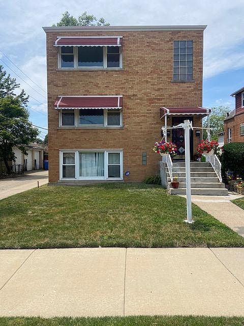1st image of 9242 S Euclid Ave APT 2