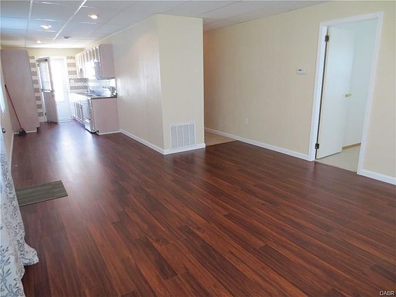 5th image of 209 Galewood Dr