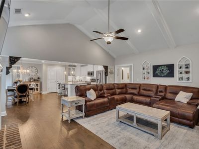 849 Aster Ln, Opelika, AL, 36801