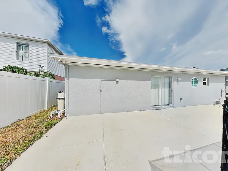 12945 Bridleford Dr — Photo 14