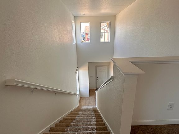 5th image of 8975 Salmonberry Ct #1