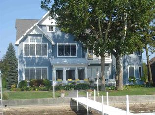 11933 N Ogden Point Rd, Syracuse, IN 46567