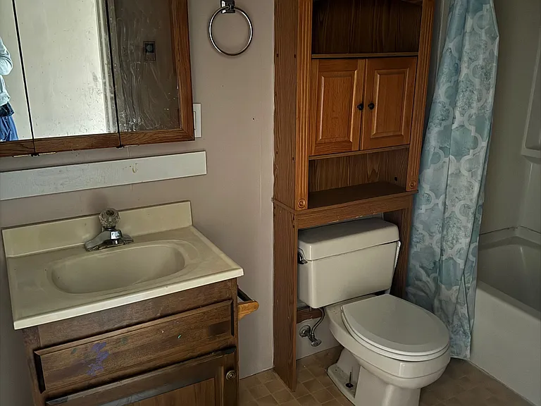 1942 Fairview Ave #2 — Photo 4
