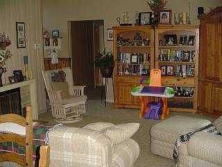 2nd image of 3410 E Lincolnshire Blvd