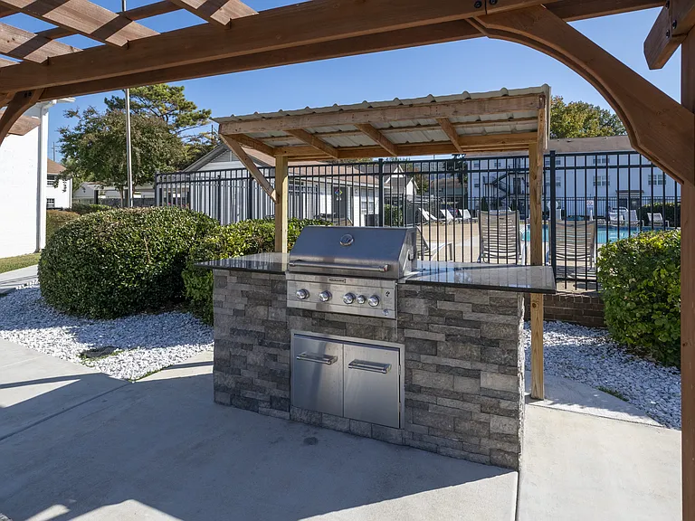 Gas Grilling Station & Pergola