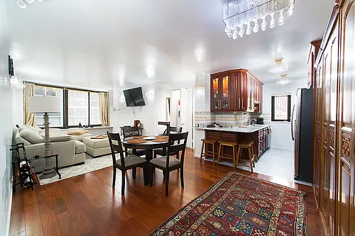 161 W 61st St #3F Photo 1 161 W 61st St #3F Photo 1