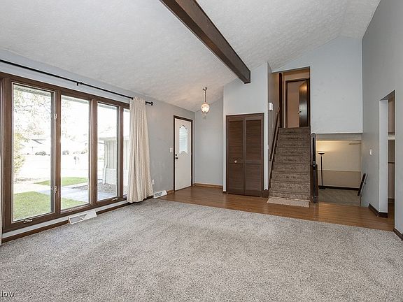 3rd image of 4768 Cottonwood Ln