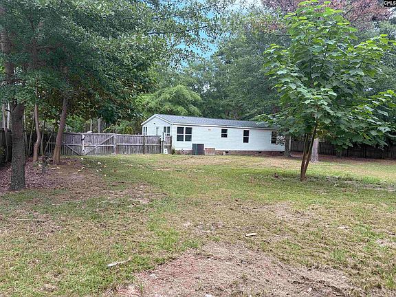 5th image of 237 Woodcrest Ln