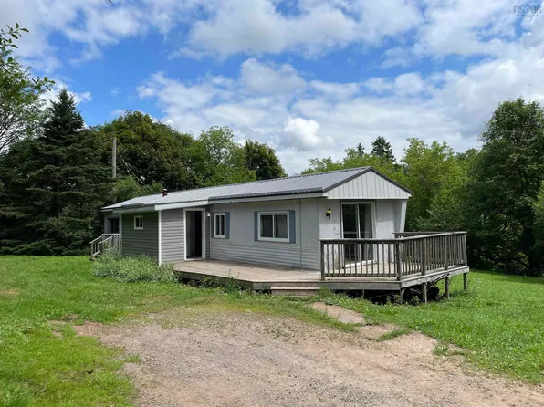 311 Truro Heights Rd, Truro Heights, NS B6L 1X7