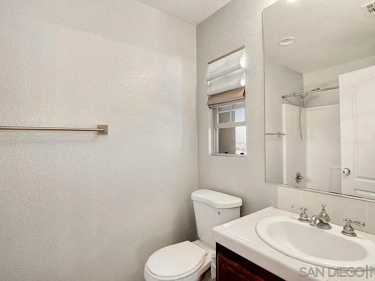 246 Marquette Ave — Photo 18