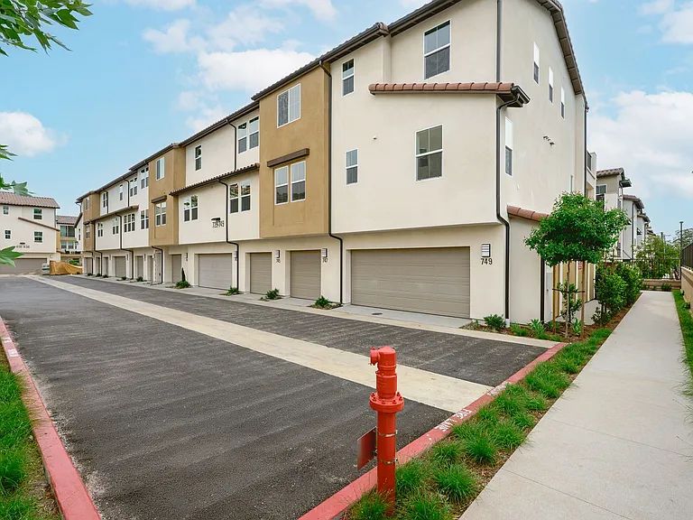 749 Marmalade Pl — Photo 47