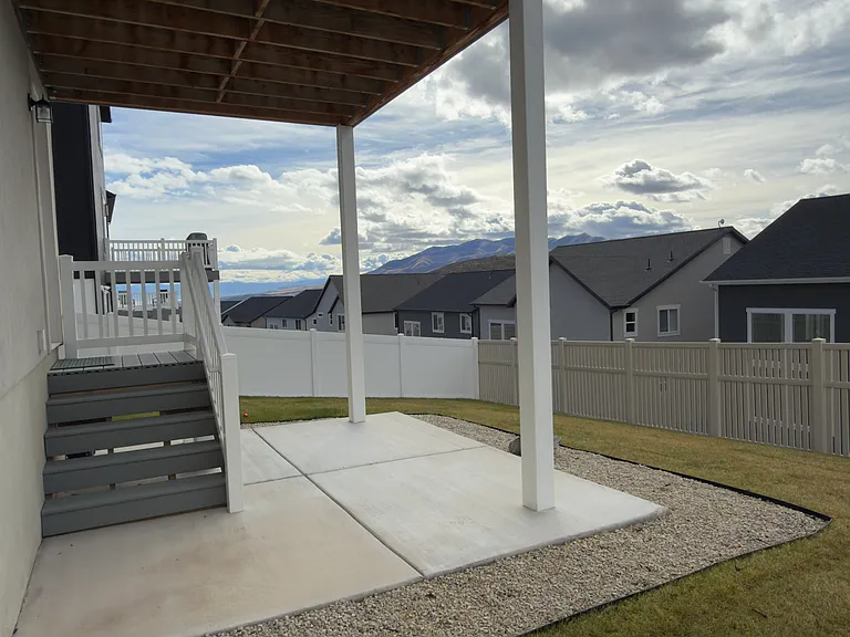 1457 W Russo Dr — Photo 31